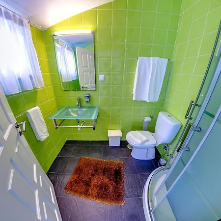 7 Saias Marginal Gasthuis Nazaré