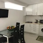 7 Saias Marginal 3*