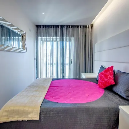 Affittacamere 7 Saias Marginal 3*