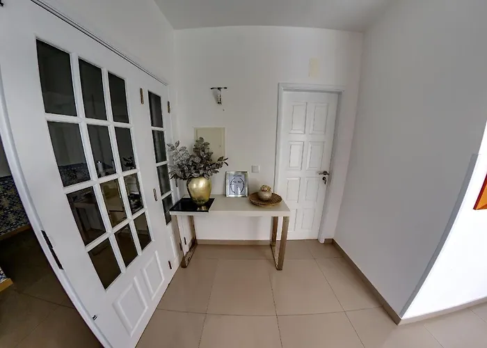 Pensión 7 Saias Marginal