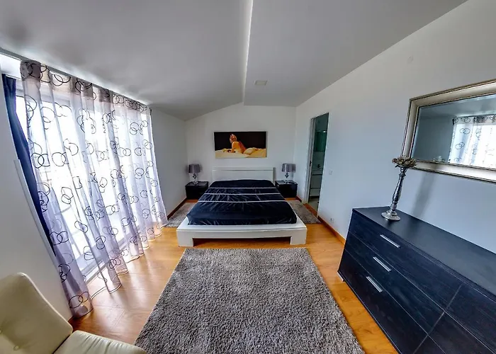 7 Saias Marginal Pensión 3*