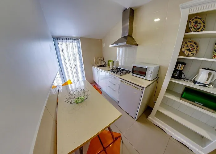 Pensión 7 Saias Marginal 3*