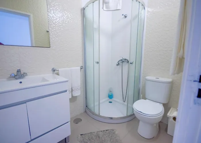 Pensión 7 Saias Marginal