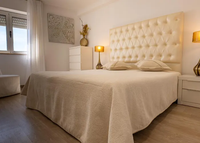 7 Saias Marginal Pensión 3*